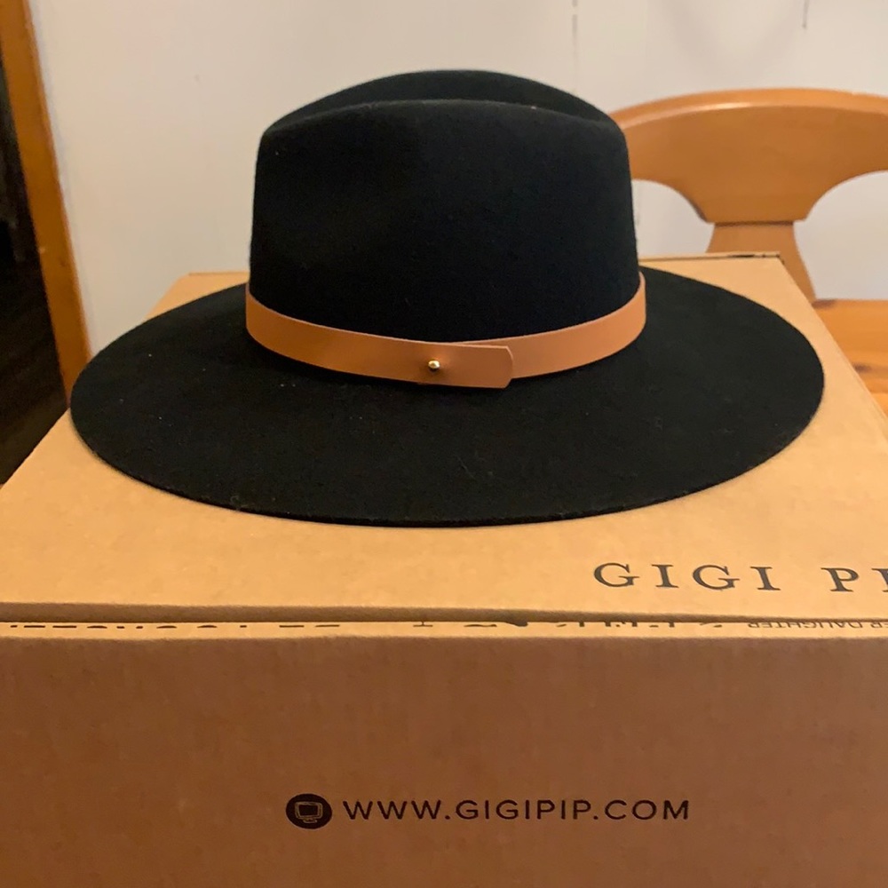 Gigi Pip Scottie Black, size 59 M/L